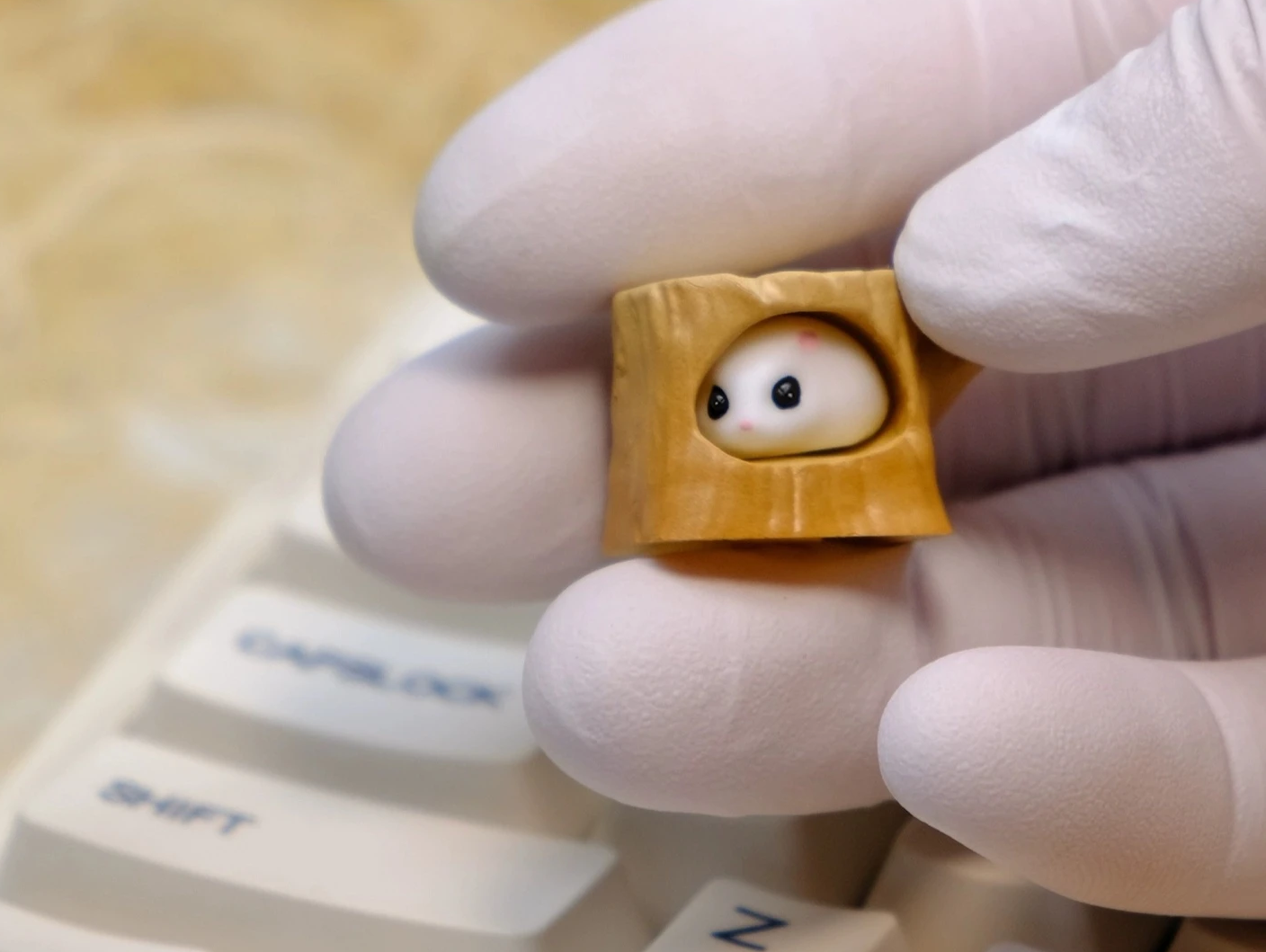 Fat Hamster Magnetic Stump ESC Keycap by KlickieKeyz