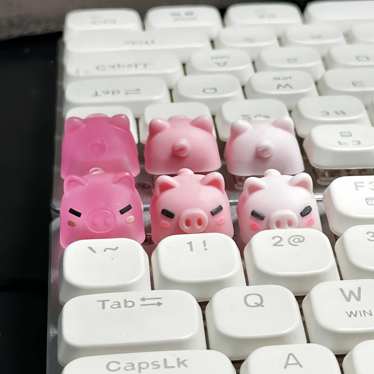 Pig ESC Keycap by KlickieKeyz