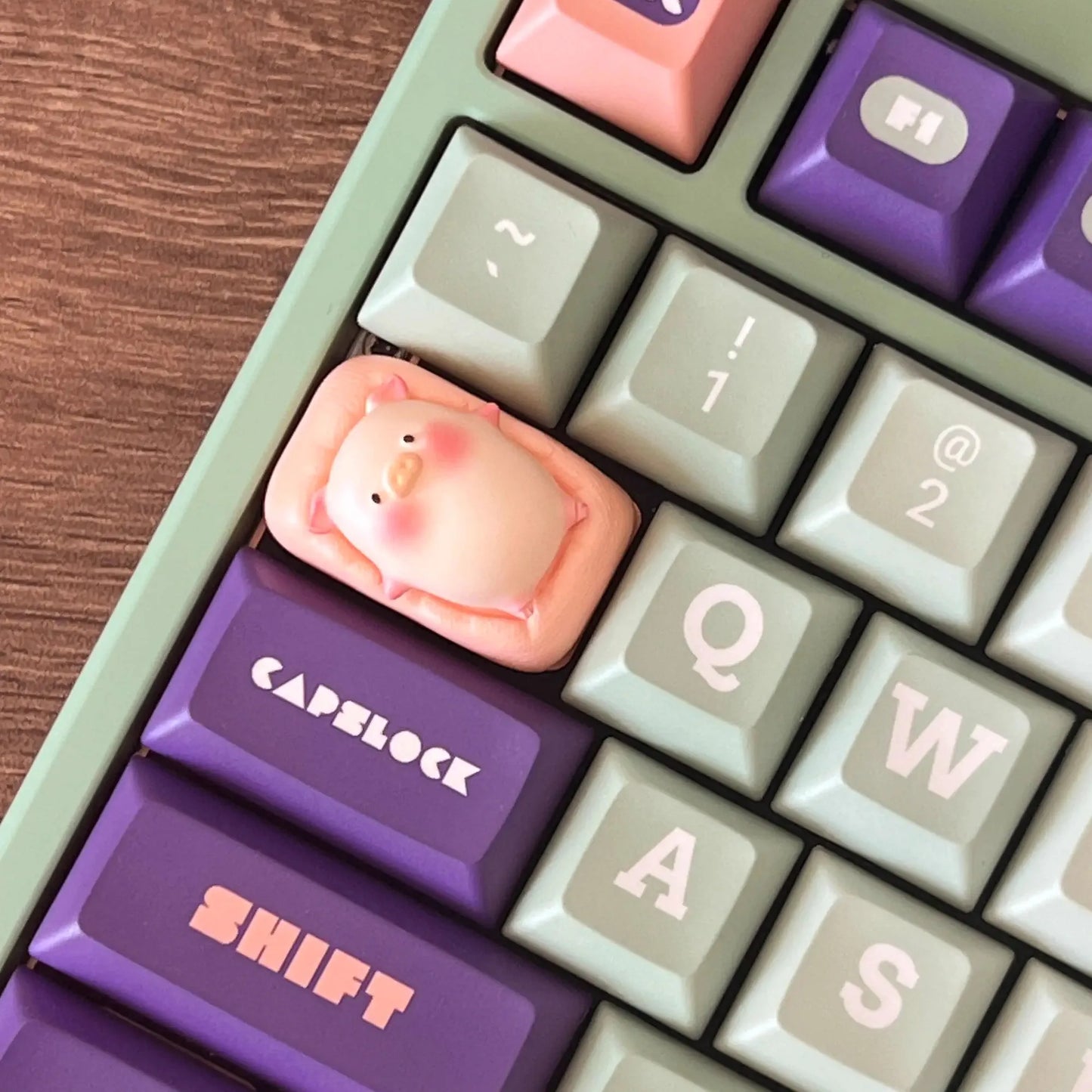 Sleeping Pig TAB Keycap by KlickieKeyz
