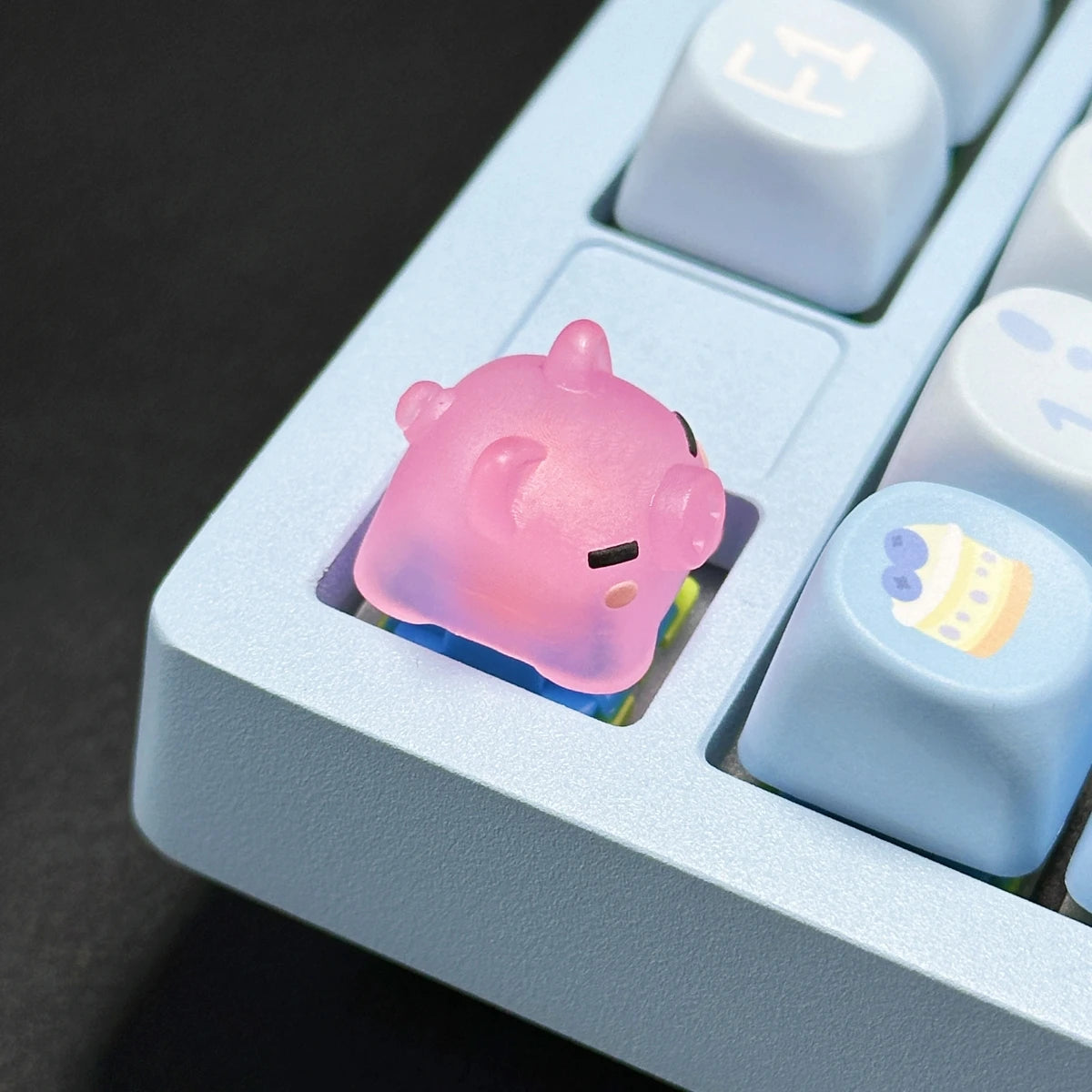 Pig ESC Keycap by KlickieKeyz