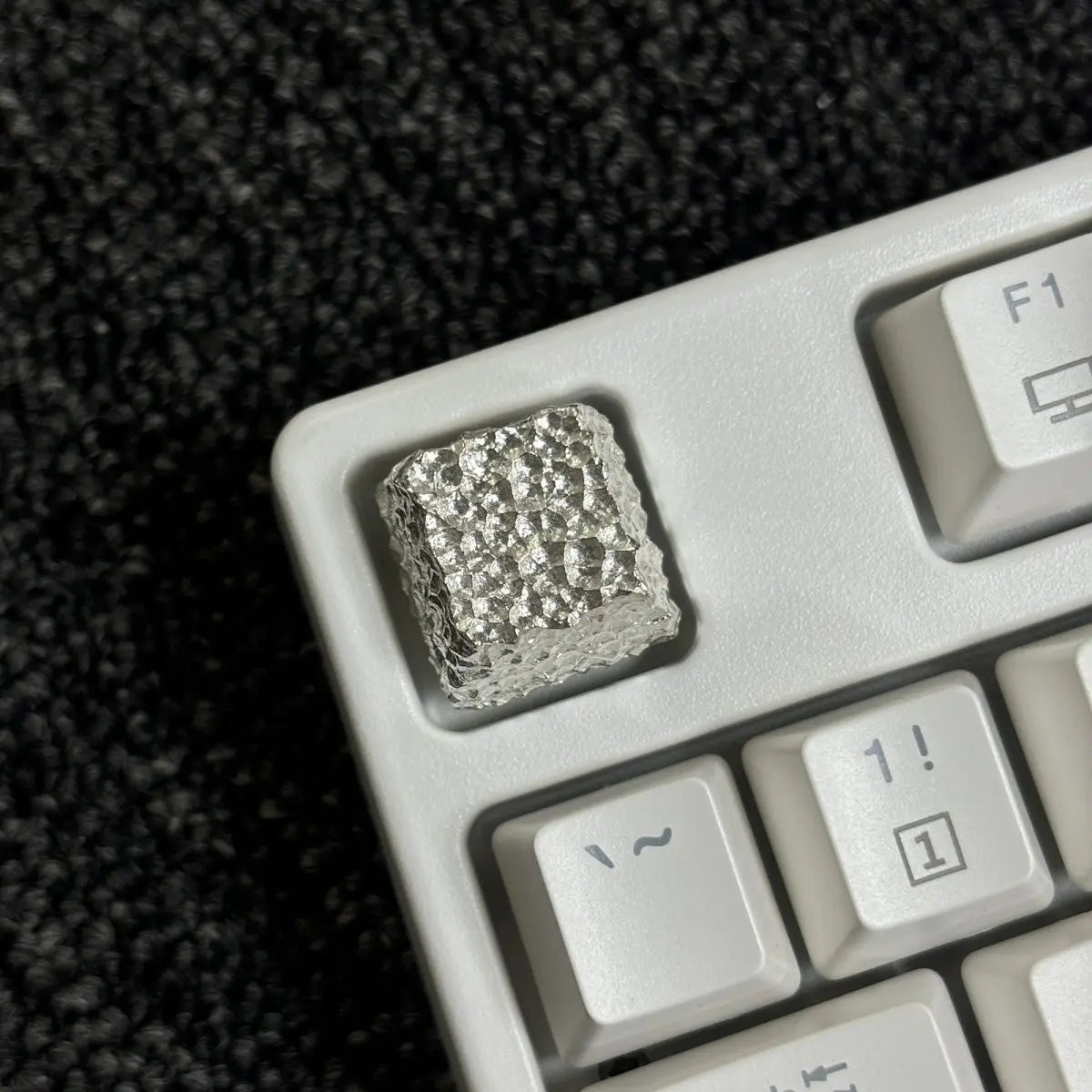 Pure 925 Sterling Silver Keycap by KlickieKeyz
